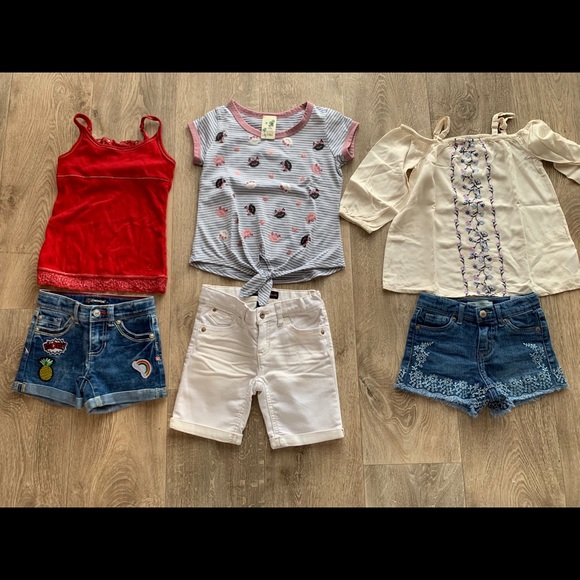 Girl clothes - Picture 1 of 1